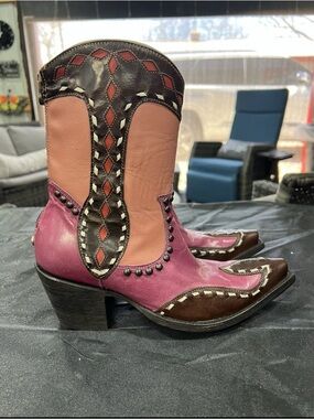 Double D Ranch Women's Pink & Brown Western Ankle Boots 6